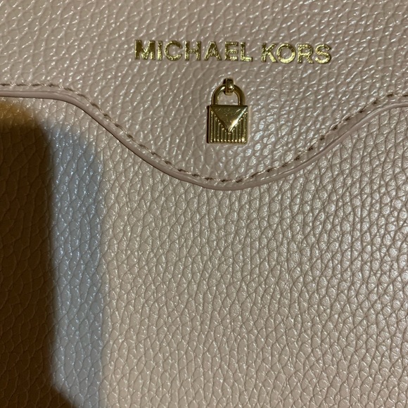 Michael Kors Limited Edition Blush Textured Double Strap Tote Shoulder Bag - Picture 4 of 7